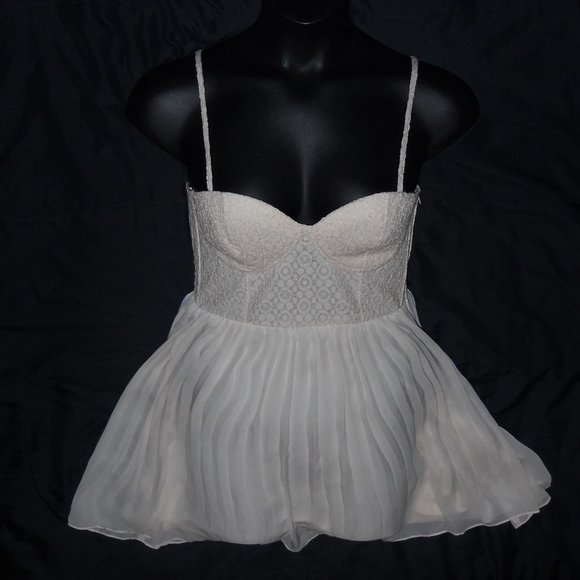 Divided Dresses & Skirts - H&M Bustier Fit and Flare Pleated Dress